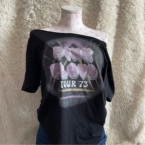 4/$20‎ Pink Floyd Graphic Band Tee